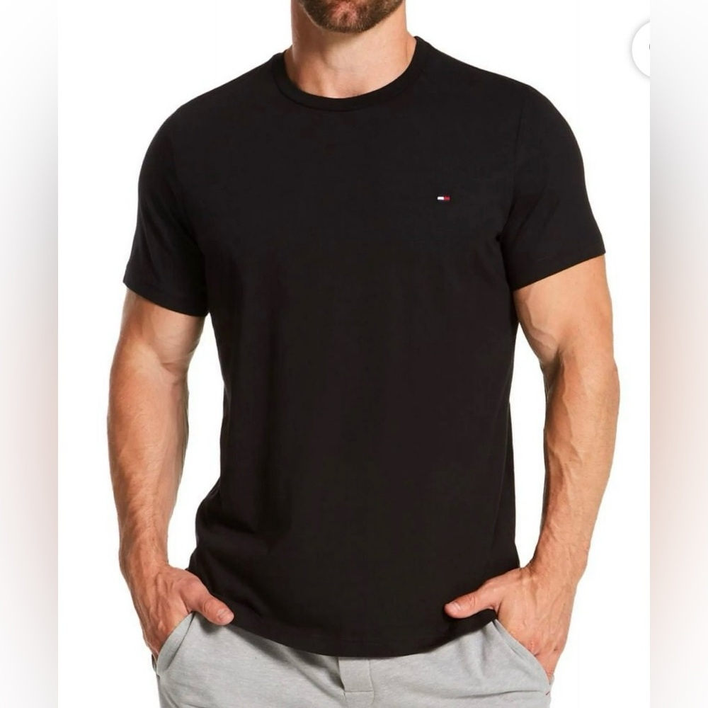 Tommy Hilfiger Black Basic T Shirt W Logo Sz M/Large Cotton NWOT Extra Slim Fit